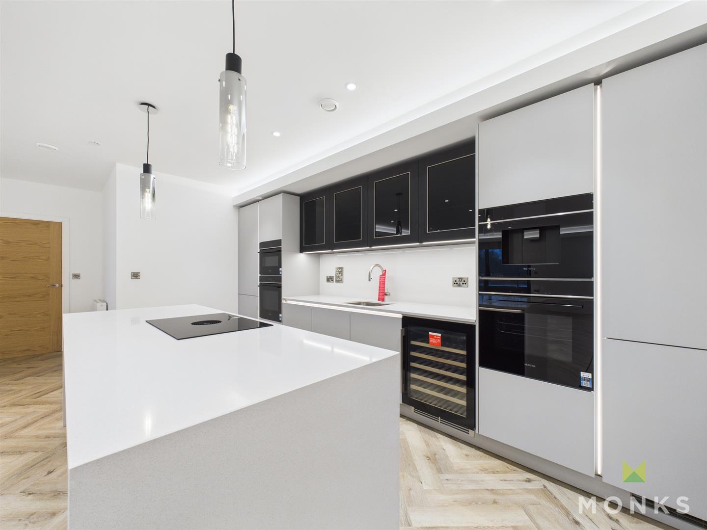 Penthouse 42 Old Coleham Court, Shrewsbury, SY3 7BS For Sale